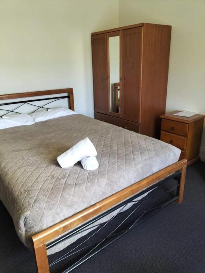 Australian Hotel บัลลินา ภายนอก รูปภาพ
